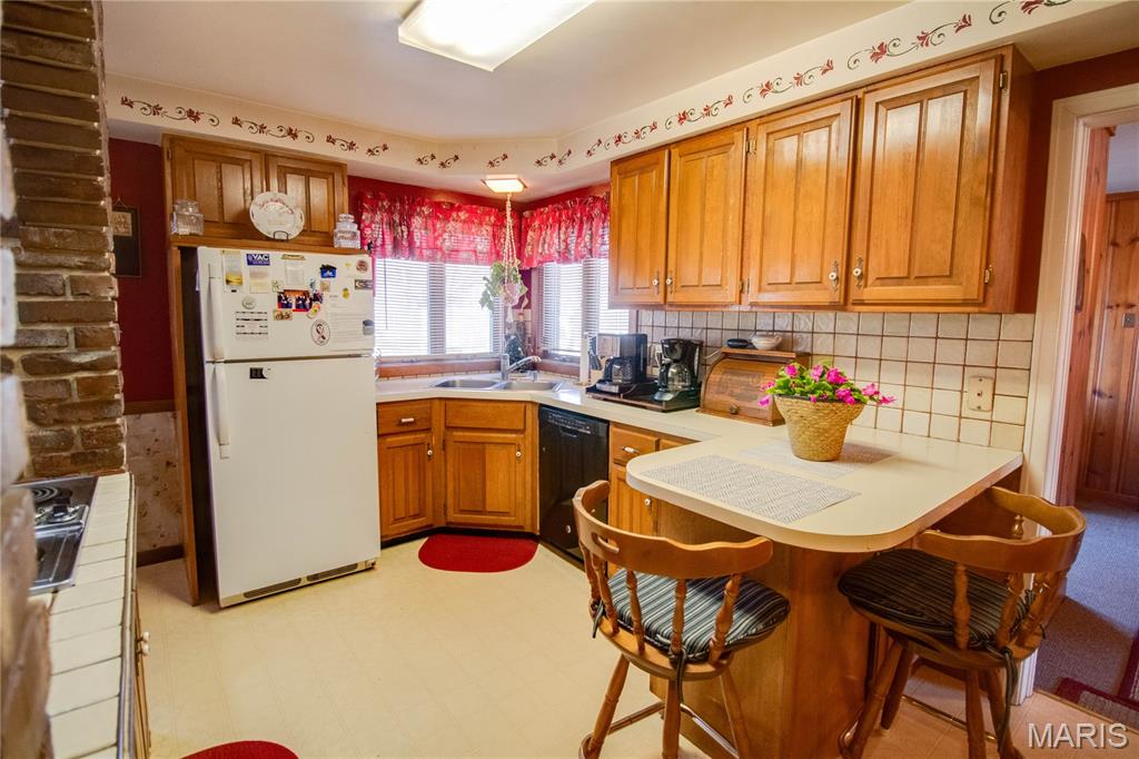 1908 North Rodgers Avenue Alton, IL 62002 - Photo 15 of 46