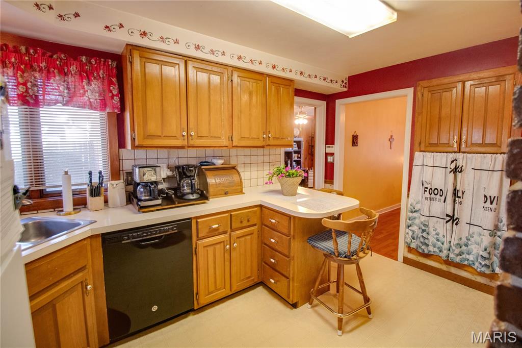 1908 North Rodgers Avenue Alton, IL 62002 - Photo 17 of 46