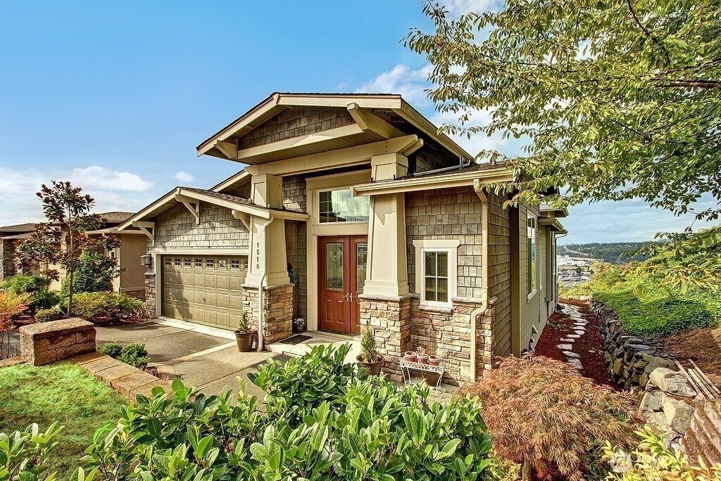1518 South 5th Place Renton, WA 98057 - Photo 1 of 32 Gallery Image 1