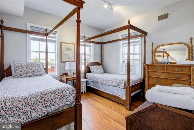 $1,749,000 | 1118 F Street Northeast, Washington, DC 20002