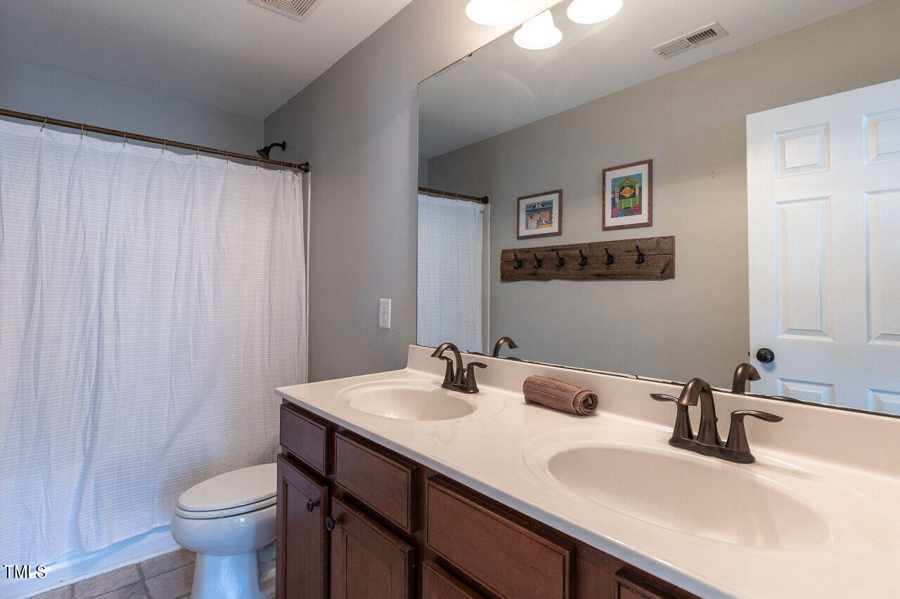 100 Acentala Court Raleigh, NC 27603 - Photo 31 of 41 031-1280x960-hall-bath