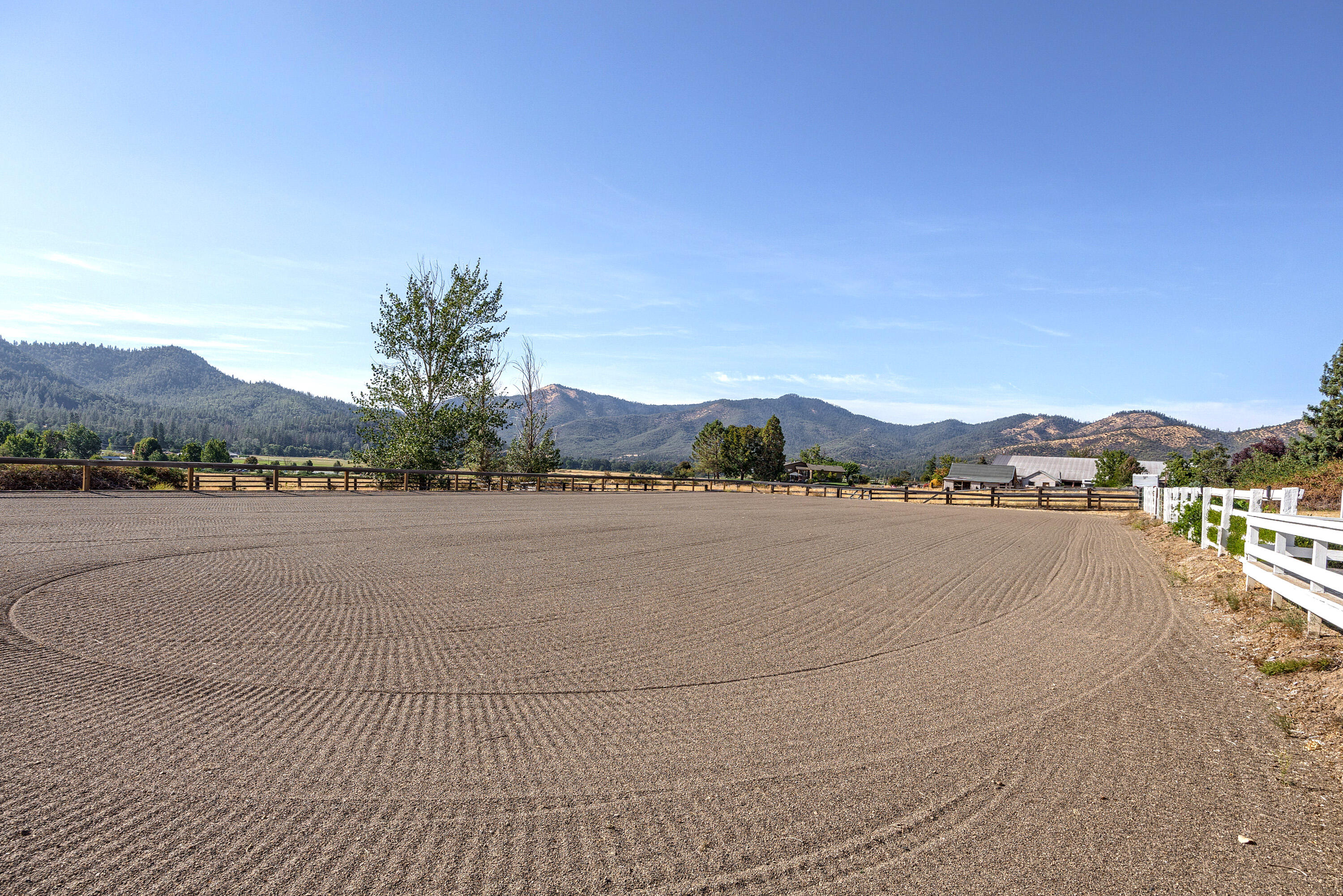 1550 Upper Applegate Road Jacksonville, OR 97530 - Photo 40 of 52 Apx1550 UA (36)