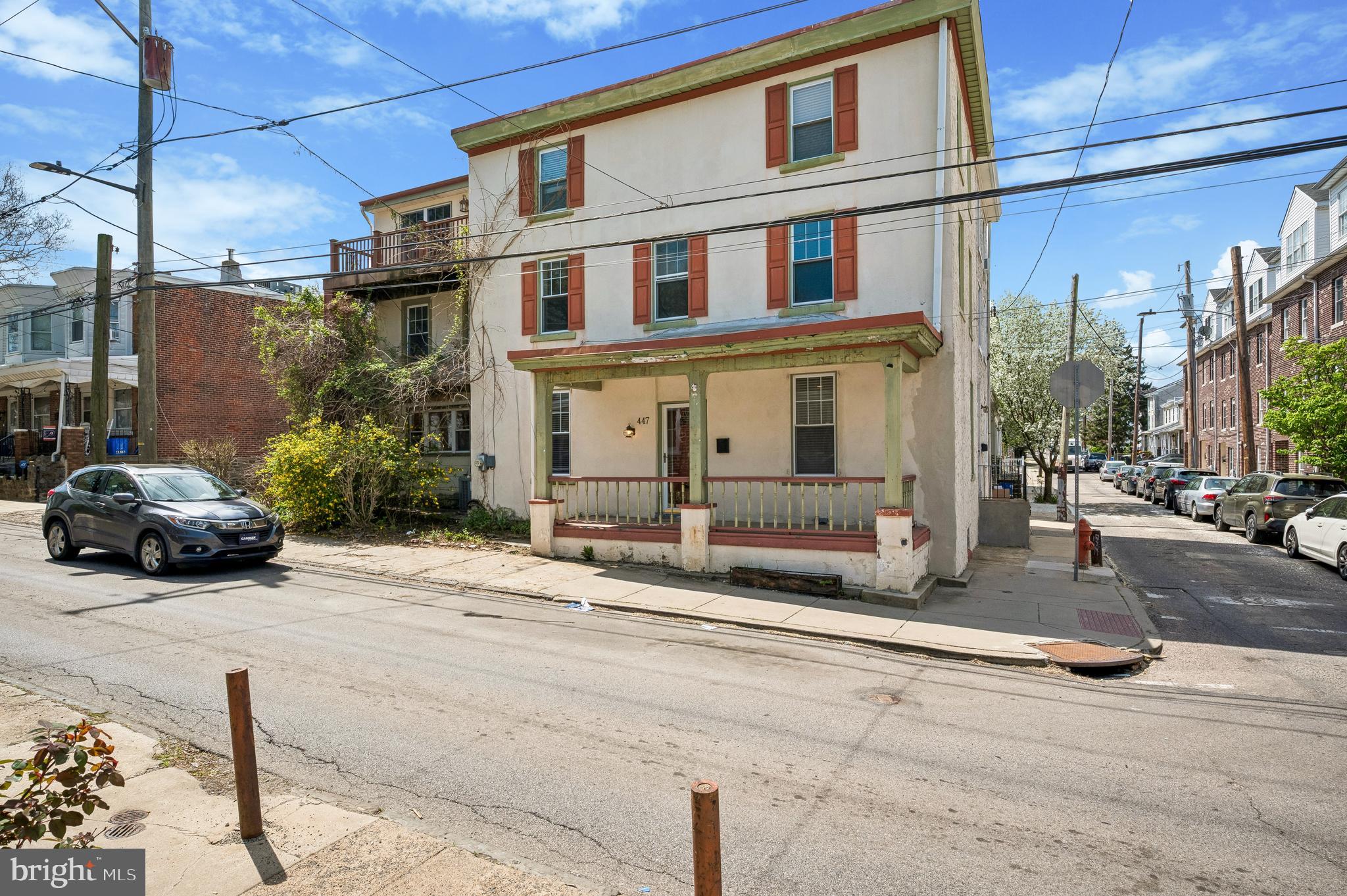 447 Dupont Street Philadelphia, PA 19128 - Photo 2 of 24