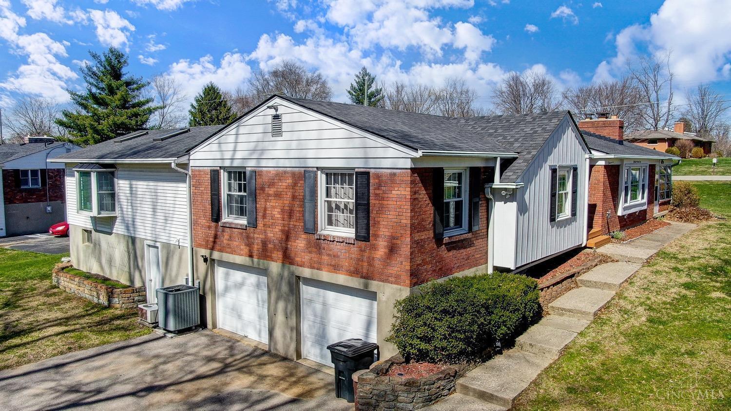 5873 Price Road Milford, OH 45150 - Photo 2 of 42 Gallery Image 2