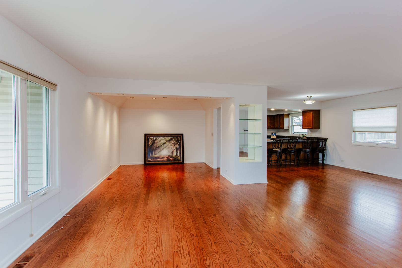 360 Yarmouth Road Elk Grove Village, IL 60007 - Photo 5 of 20