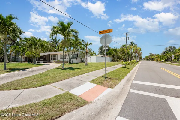 $2,900 | 705 3rd Avenue, Satellite Beach, FL 32937