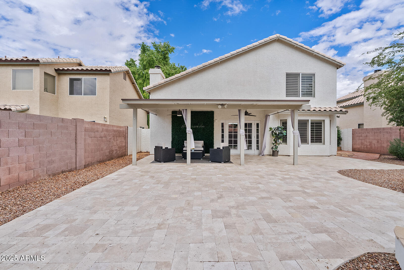 861 West Shellfish Drive Gilbert, AZ 85233 - Photo 25 of 32 a view of a house with backyard and a tree
