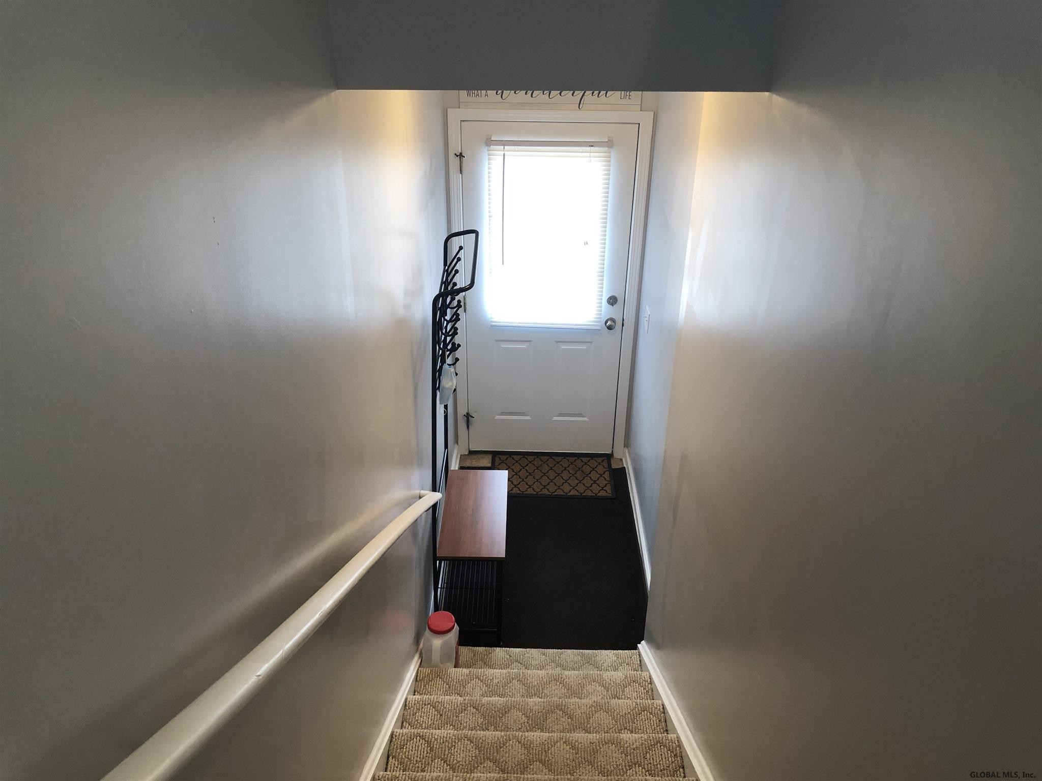 2000-26 Curry Road, Unit 26 Schenectady, NY 12303 - Photo 3 of 25 Photo 3