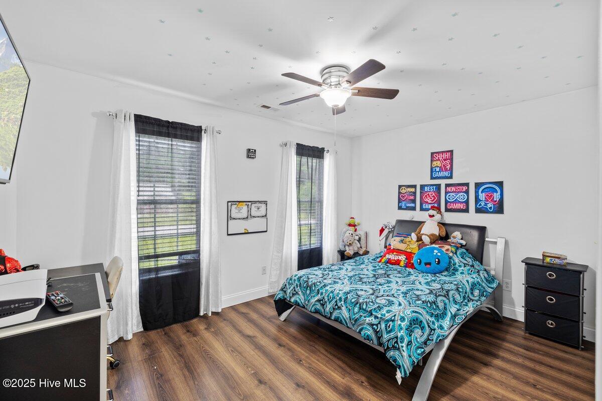 404 Seahawk Court Richlands, NC 28574 - Photo 16 of 23 404 Seahawk Ct 29