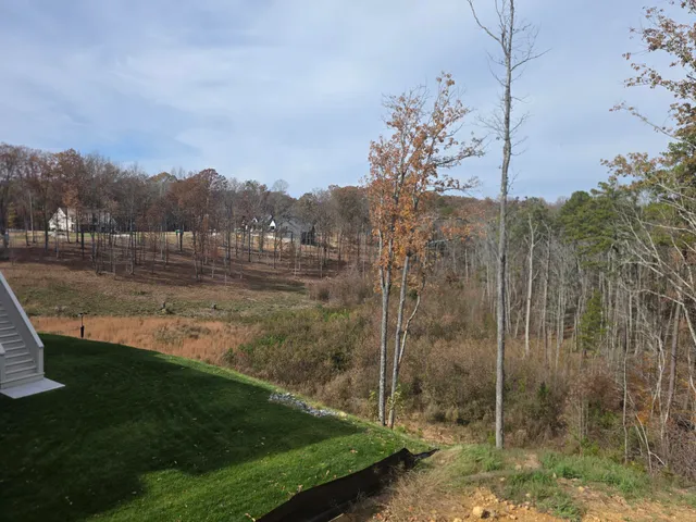 $900,000 | 224 Goose Creek Circle, Soddy Daisy, TN 37379