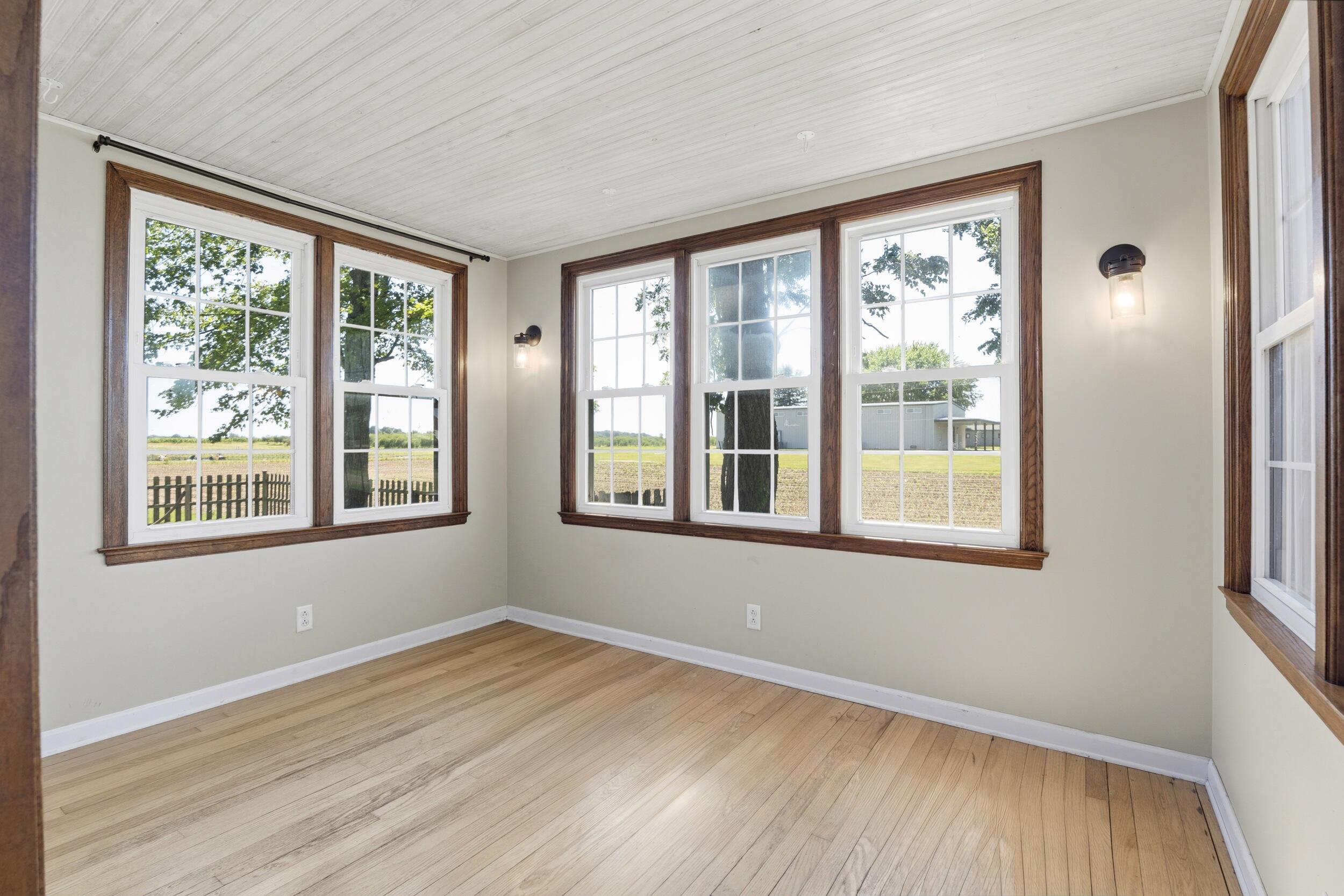 8040 Territorial Road Watervliet, MI 49098 - Photo 14 of 45 21_dsc06989