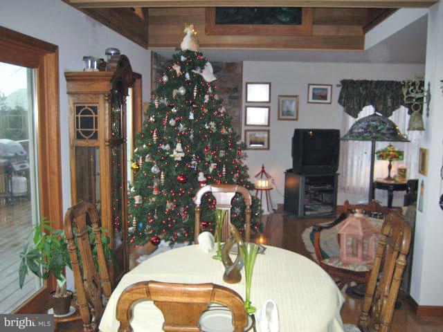 21711 Cove Point Farm Road Tilghman, MD 21671 - Photo 2 of 24 Dining Room