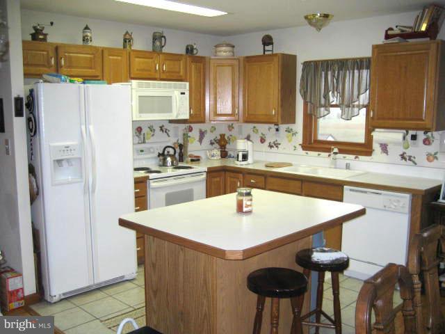 21711 Cove Point Farm Road Tilghman, MD 21671 - Photo 9 of 24 Kitchen