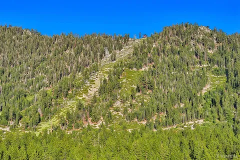 $435,000 | 1410 Ski Run Boulevard, Unit 10, South Lake Tahoe, CA 96150