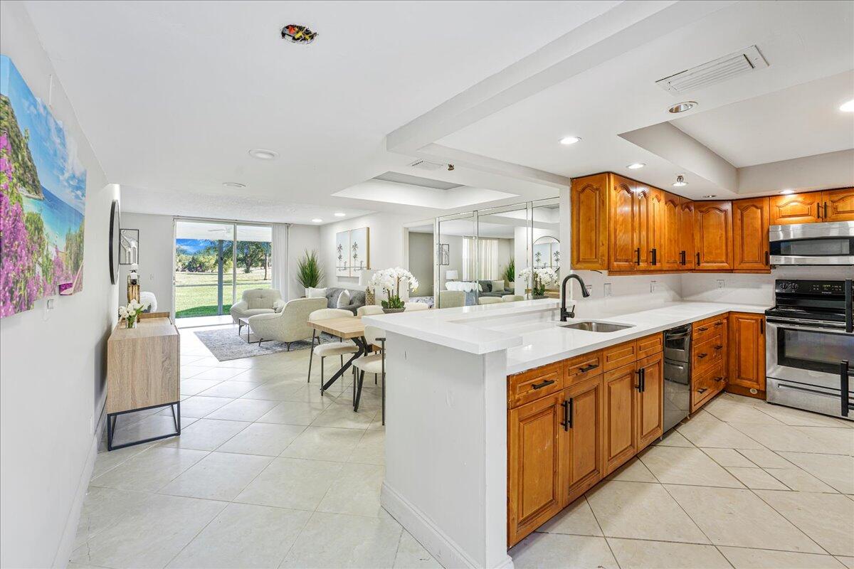 6400 Northwest 2nd Avenue, Unit 123 Boca Raton, FL 33487 - Photo 2 of 32 02-DSC4851