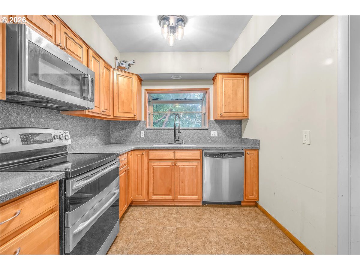 34022 Tarbell Road Scappoose, OR 97056 - Photo 24 of 48