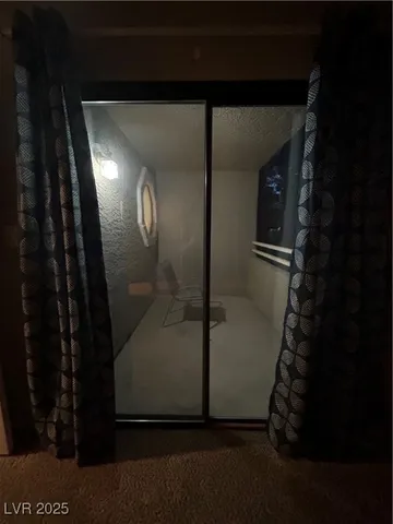 $1,395 | 5062 South Rainbow Boulevard, Unit 105, Las Vegas, NV 89118