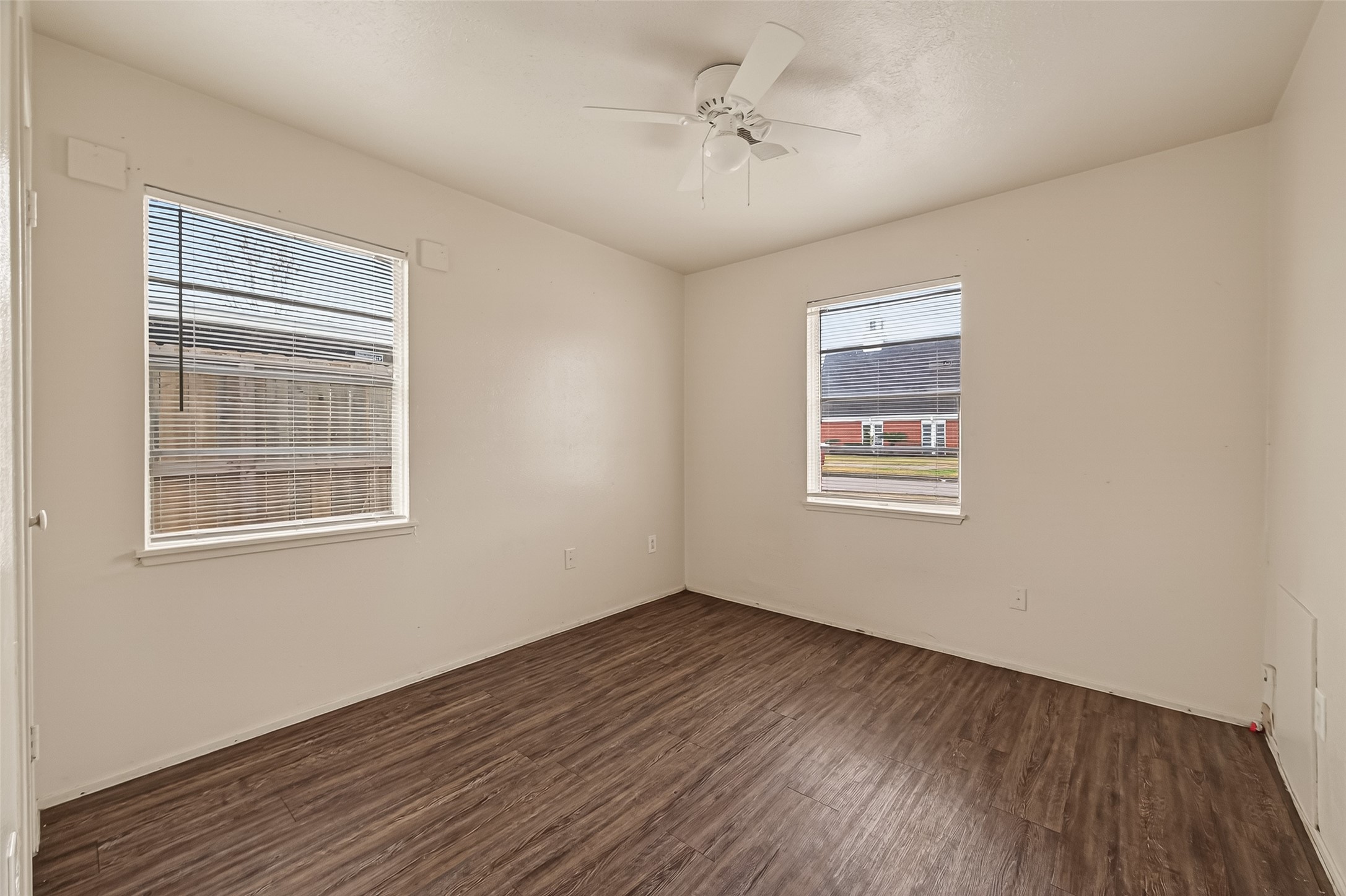 4307 Holloway Drive Houston, TX 77047 - Photo 25 of 37