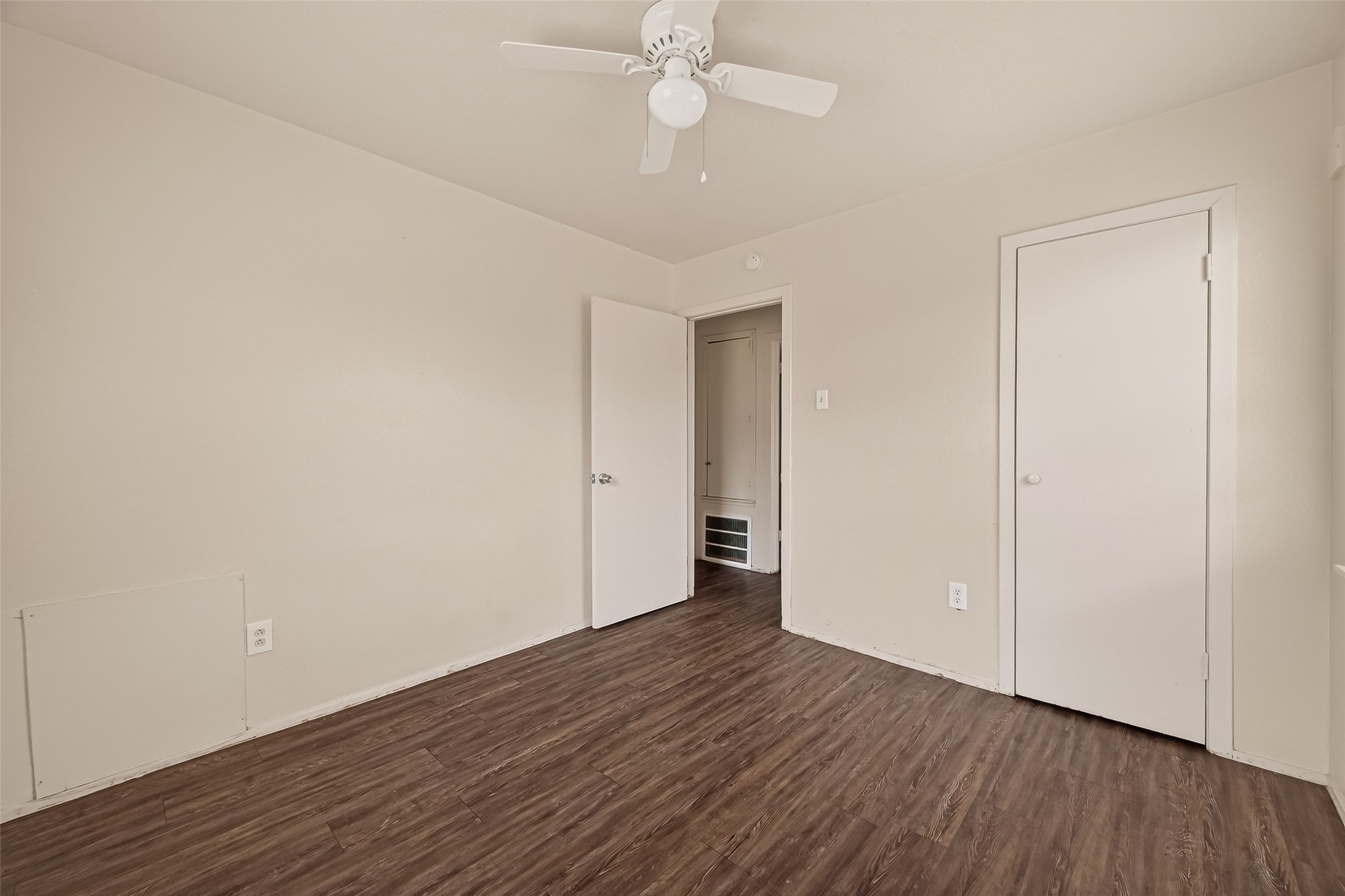 4307 Holloway Drive Houston, TX 77047 - Photo 27 of 37