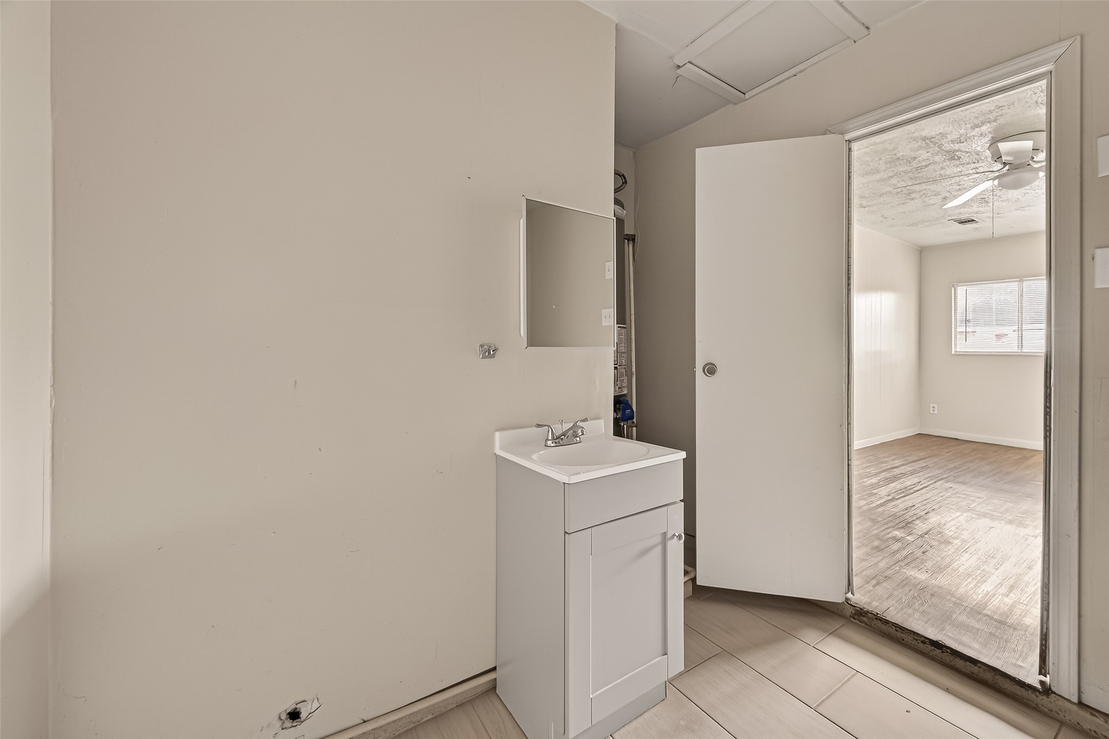 4307 Holloway Drive Houston, TX 77047 - Photo 32 of 37