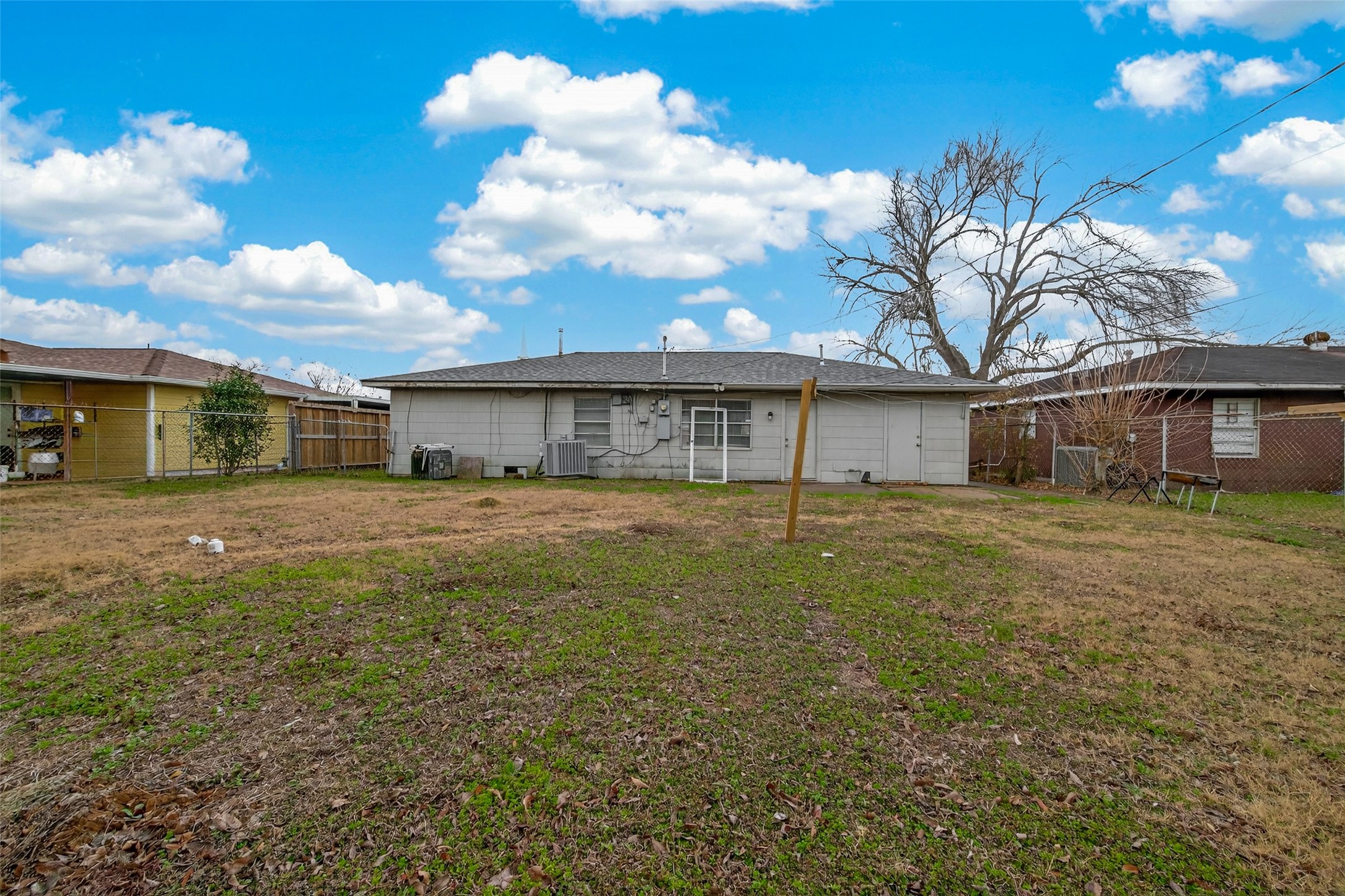 4307 Holloway Drive Houston, TX 77047 - Photo 35 of 37