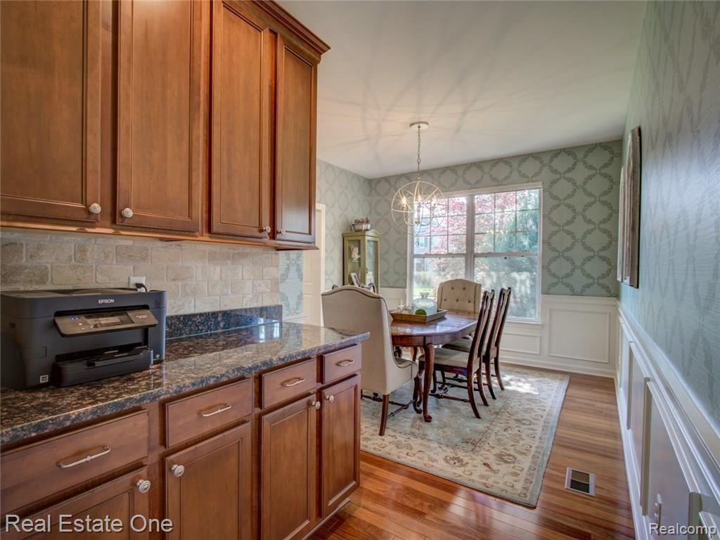3428 Talbert Circle Rochester Hills, MI 48307 - Photo 21 of 47