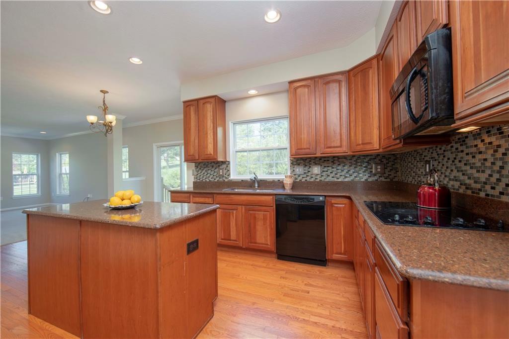 3839 Anderson Road Gibsonia, PA 15044 - Photo 8 of 24 Light & bright...