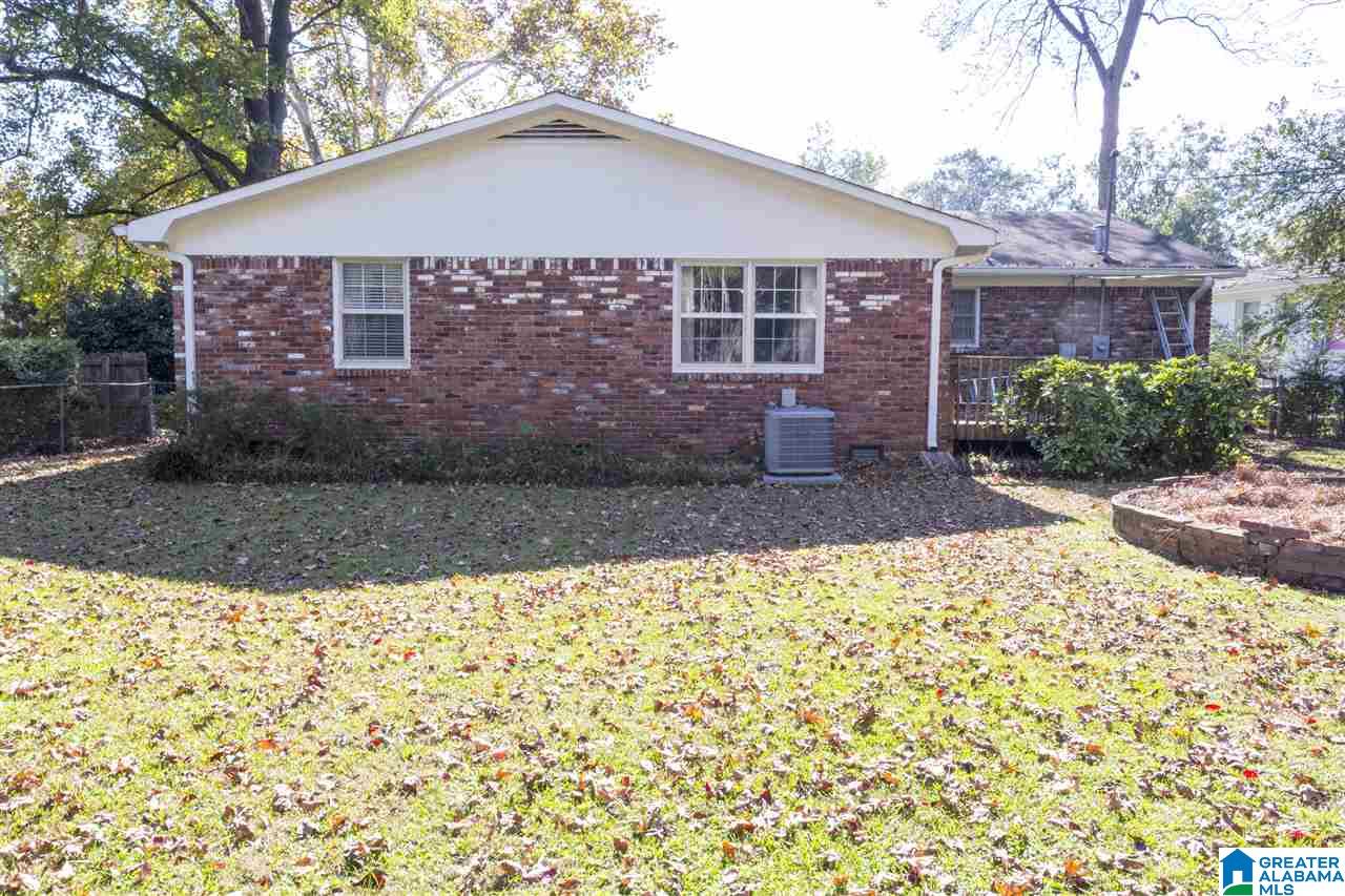 604 Forrest Drive Birmingham, AL 35209 - Photo 3 of 31