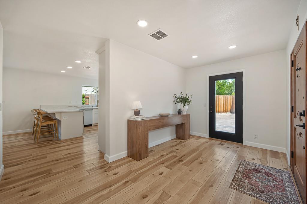 1115 Vickrey Court Rio Linda, CA 95673 - Photo 9 of 77