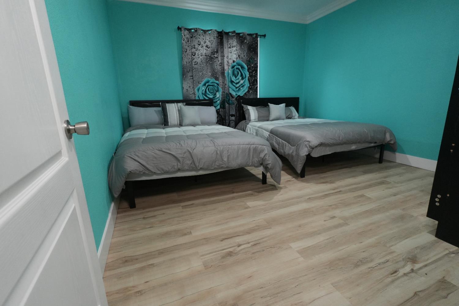 1133 East Harding Way Stockton, CA 95205 - Photo 1 of 41