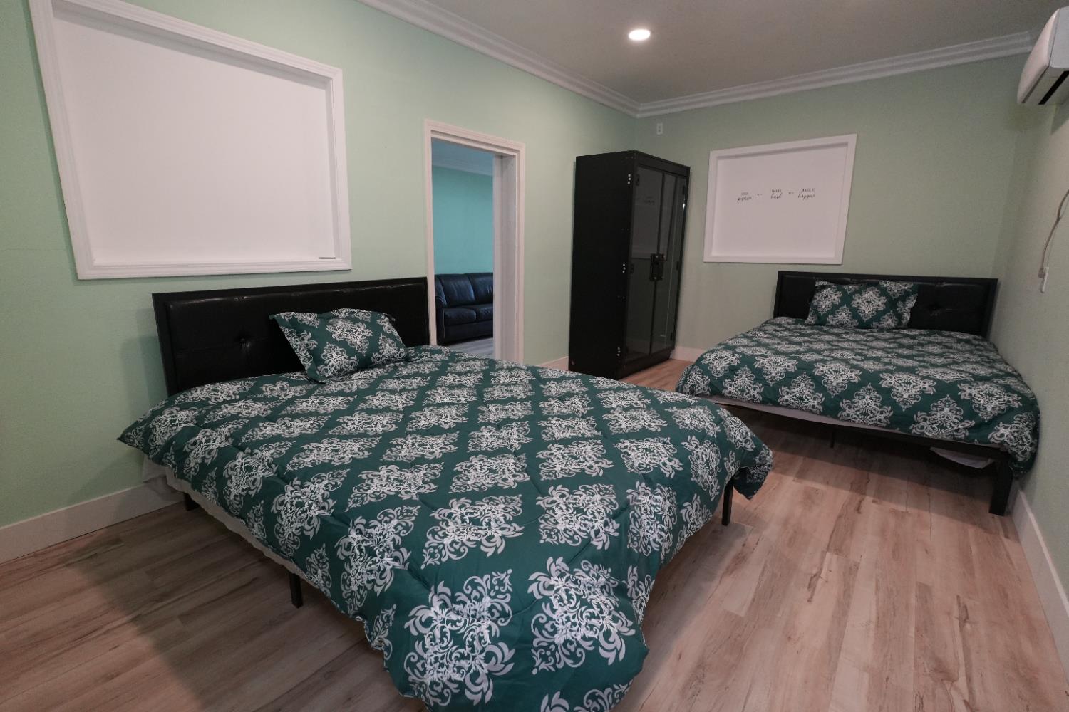 1133 East Harding Way Stockton, CA 95205 - Photo 13 of 41