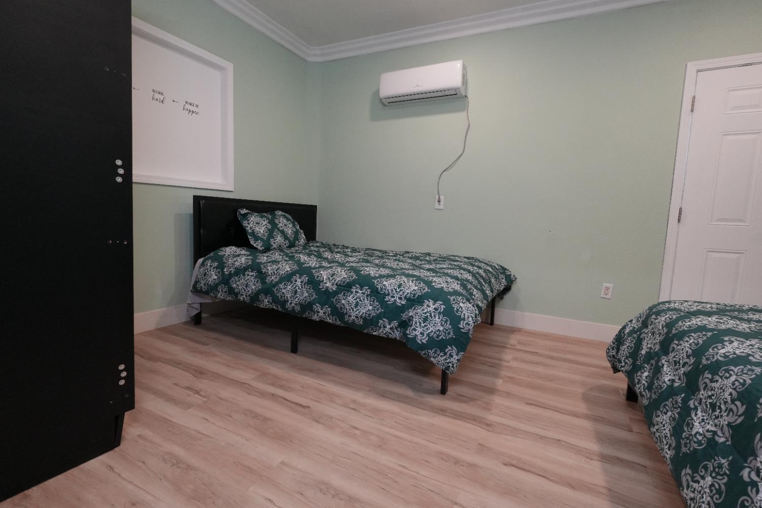 1133 East Harding Way Stockton, CA 95205 - Photo 16 of 41