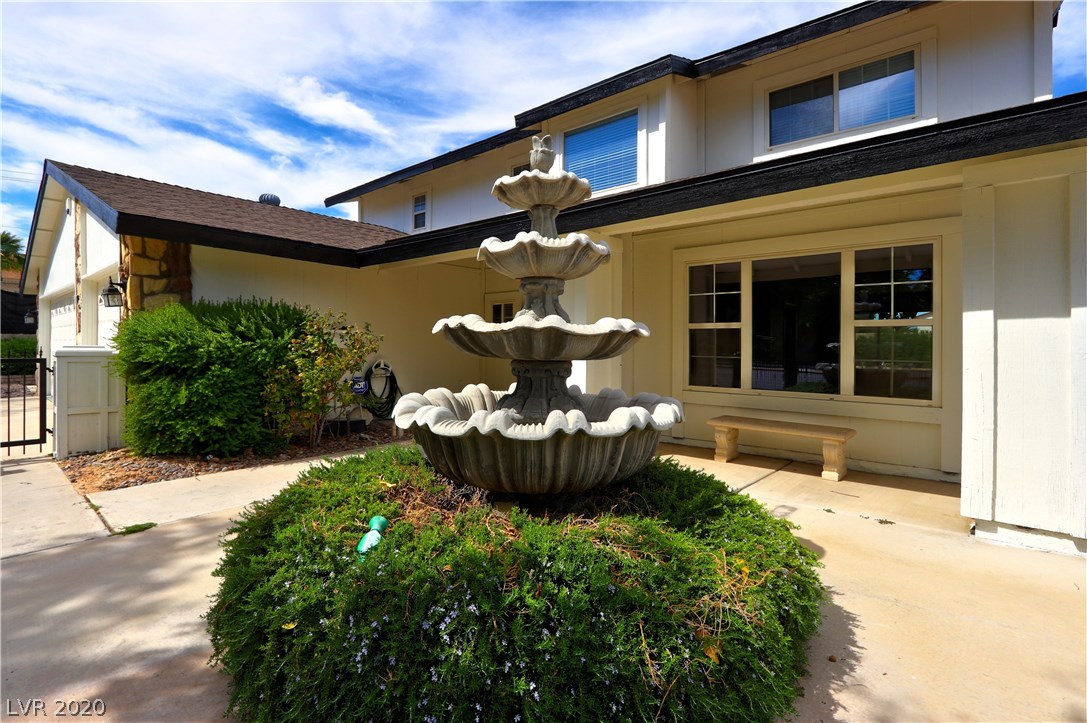 5454 West Desert Inn Road Las Vegas, NV 89146 - Photo 3 of 26 Gallery Image 3