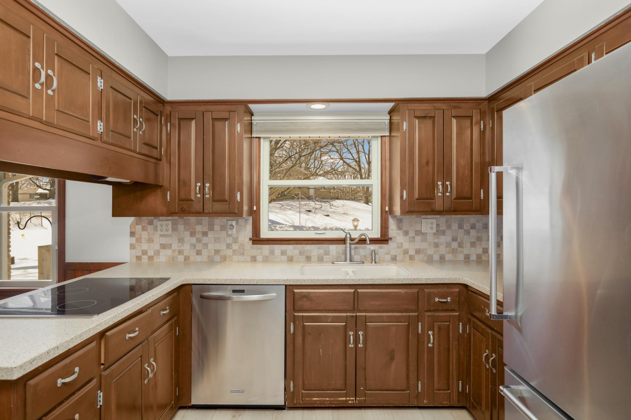 4030 Wasatch Lane Golden Valley, MN 55422 - Photo 8 of 36
