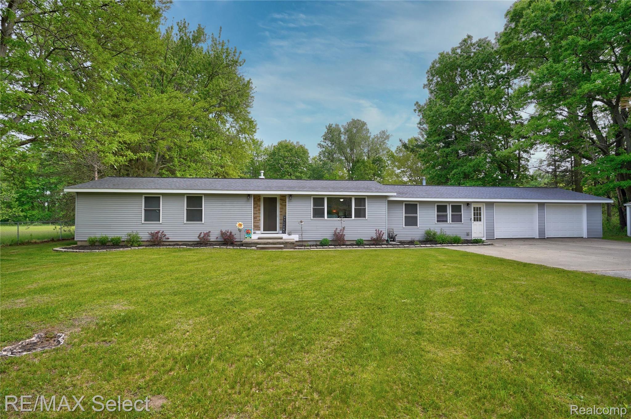 2483 Curtis Road Birch Run, MI 48415 - Photo 2 of 55 2483 E Curtis Road 02.jpg