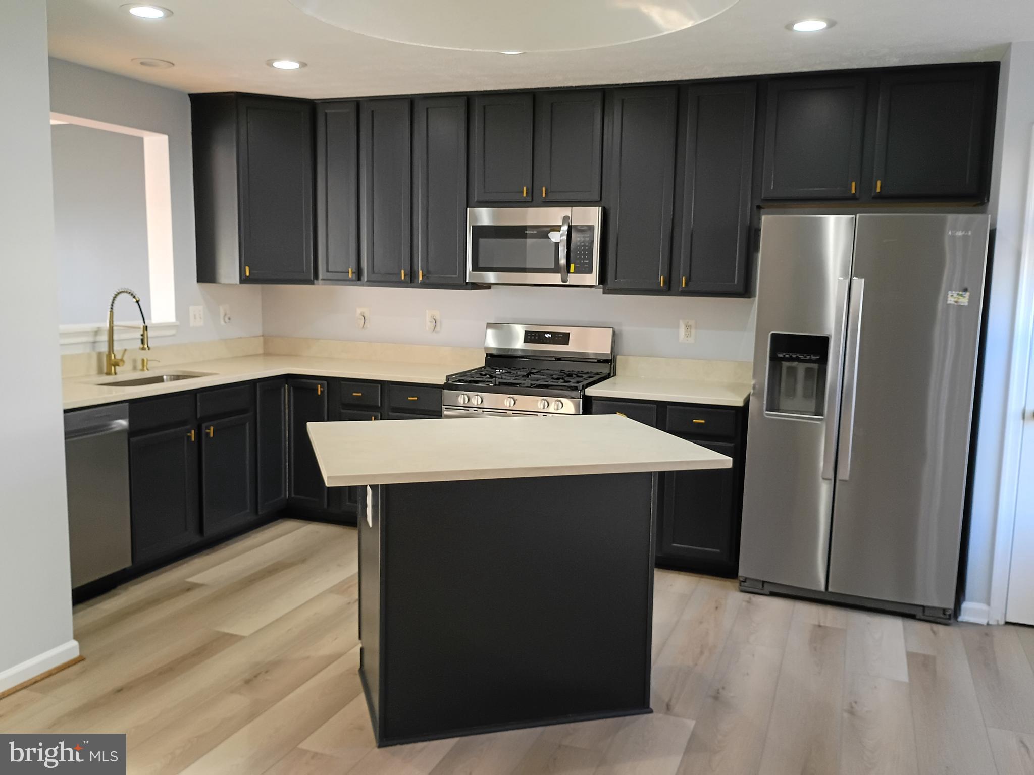 9707 Selfridge Road Baltimore, MD 21220 - Photo 11 of 22