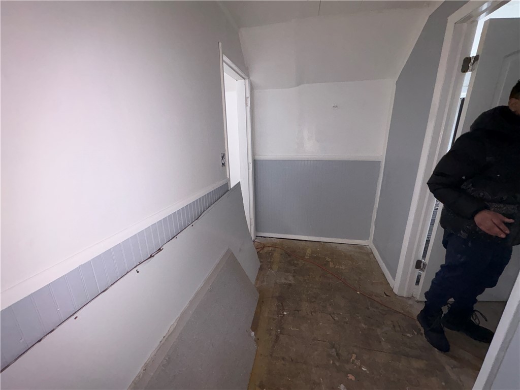 57 Treyer Street Rochester, NY 14621 - Photo 13 of 40