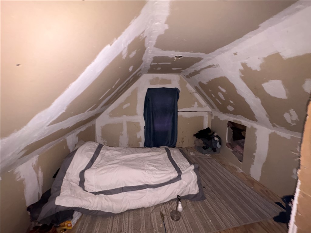 57 Treyer Street Rochester, NY 14621 - Photo 18 of 40