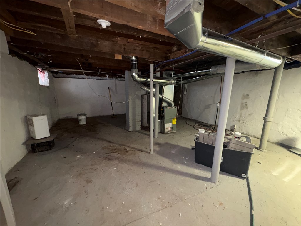 57 Treyer Street Rochester, NY 14621 - Photo 23 of 40