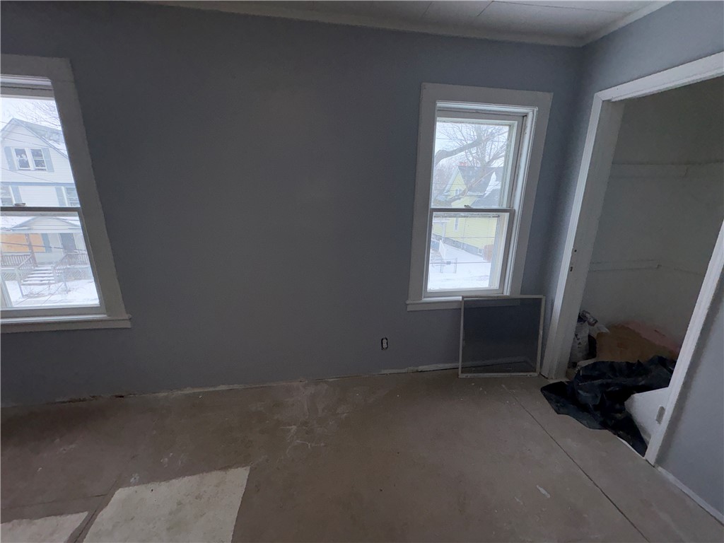 57 Treyer Street Rochester, NY 14621 - Photo 5 of 40