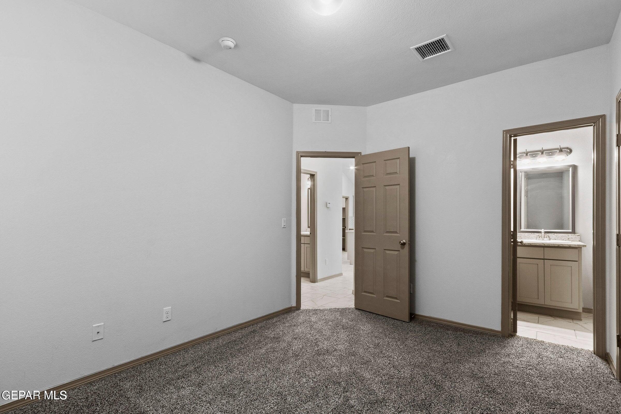12401 Oconee Place Clint, TX 79836 - Photo 25 of 32 20250122170021544161000000-o
