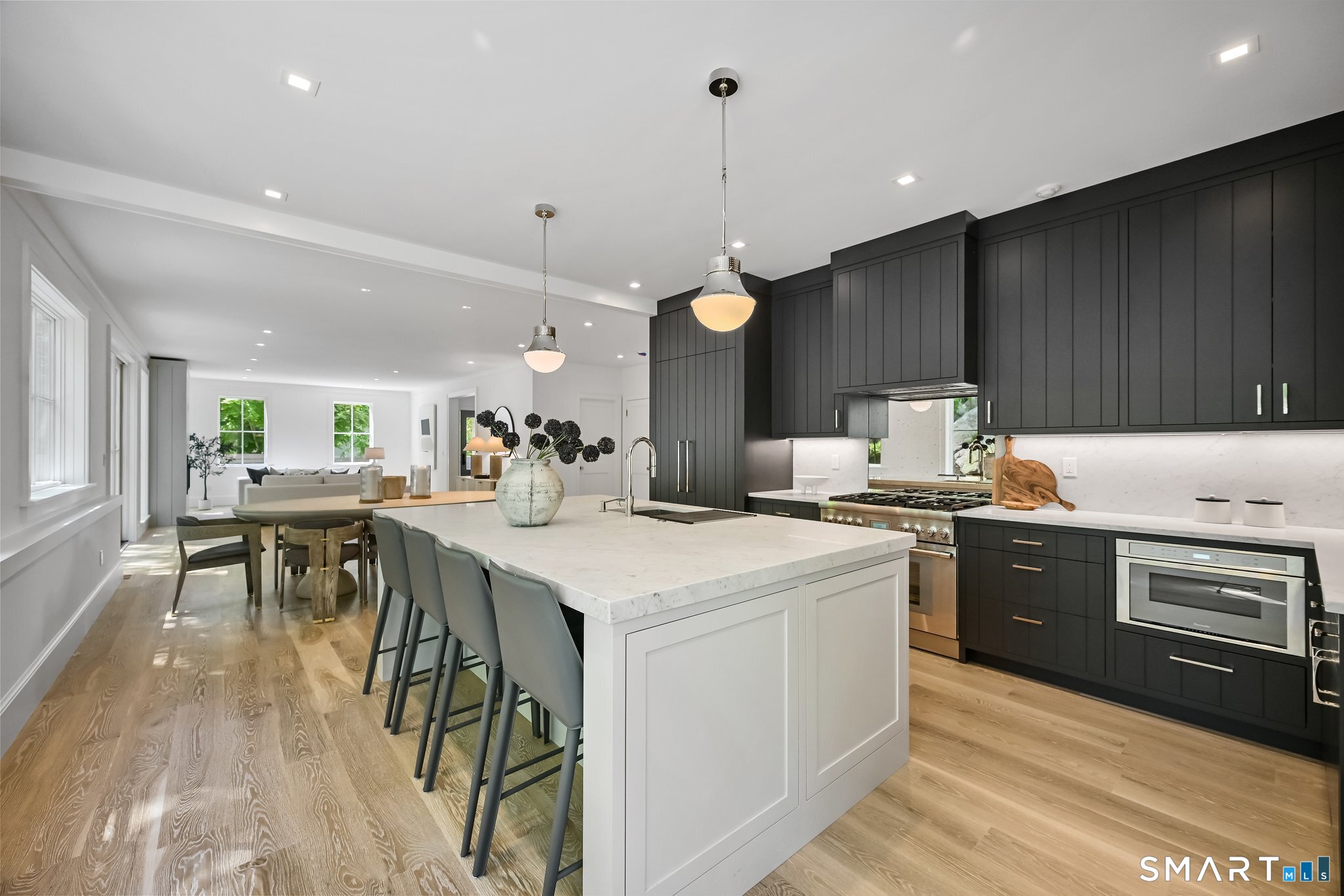 171 Compo Road South Westport, CT 06880 - Photo 12 of 34