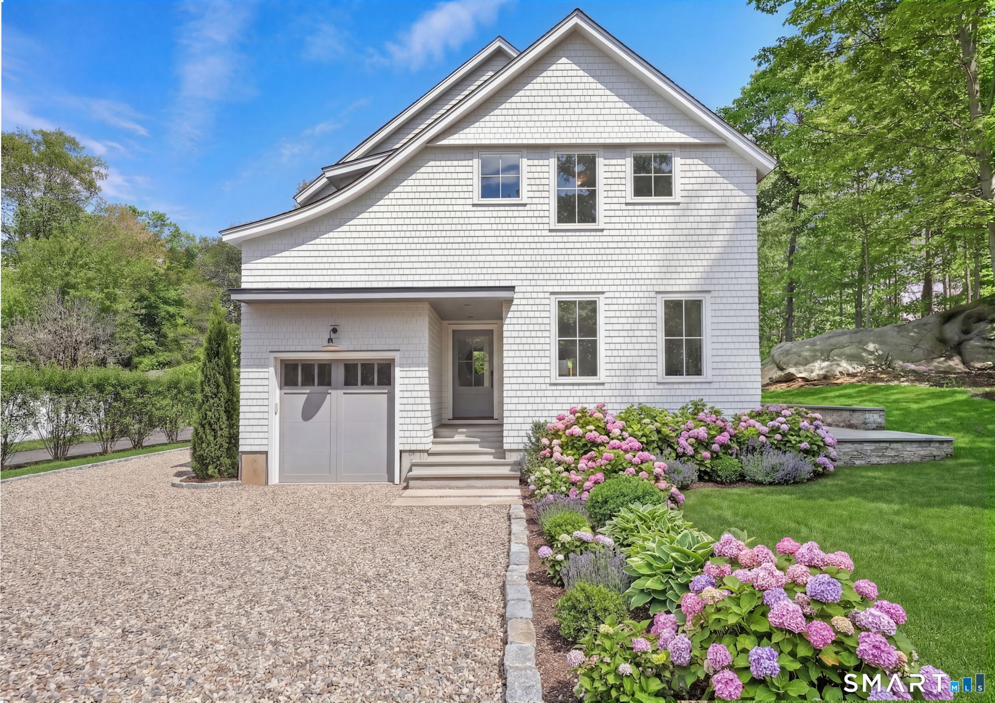 171 Compo Road South Westport, CT 06880 - Photo 33 of 34 Virtual garden.