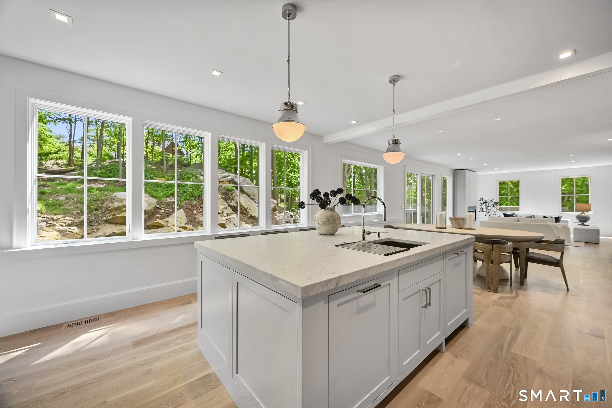171 Compo Road South Westport, CT 06880 - Photo 8 of 34