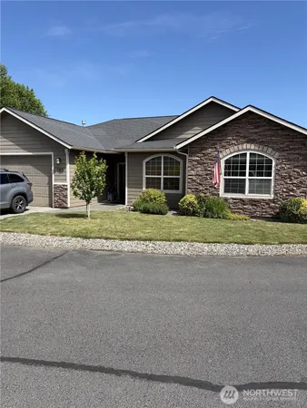 $435,000 | 763 Southeast Bedford Loop, College Place, WA 99324