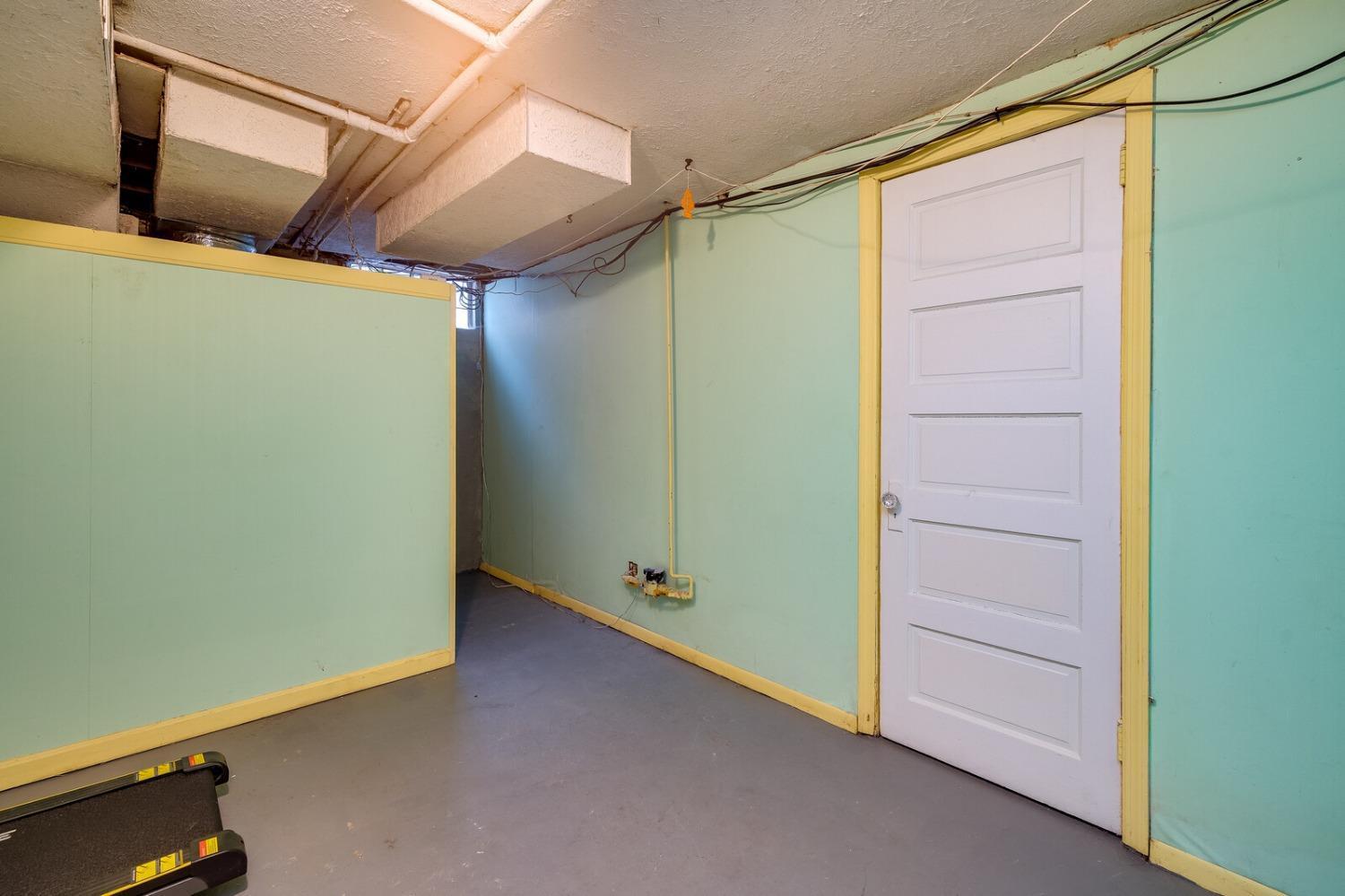 4843 Fehr Road Cincinnati, OH 45238 - Photo 27 of 34 Gallery Image 27