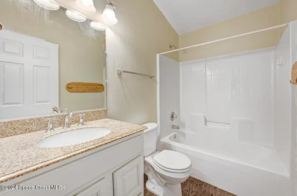 $2,600 | 2711 Stratford Pointe Drive, Melbourne, FL 32904