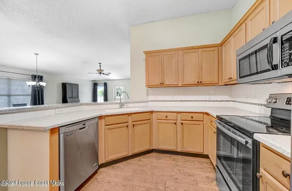 $2,600 | 2711 Stratford Pointe Drive, Melbourne, FL 32904
