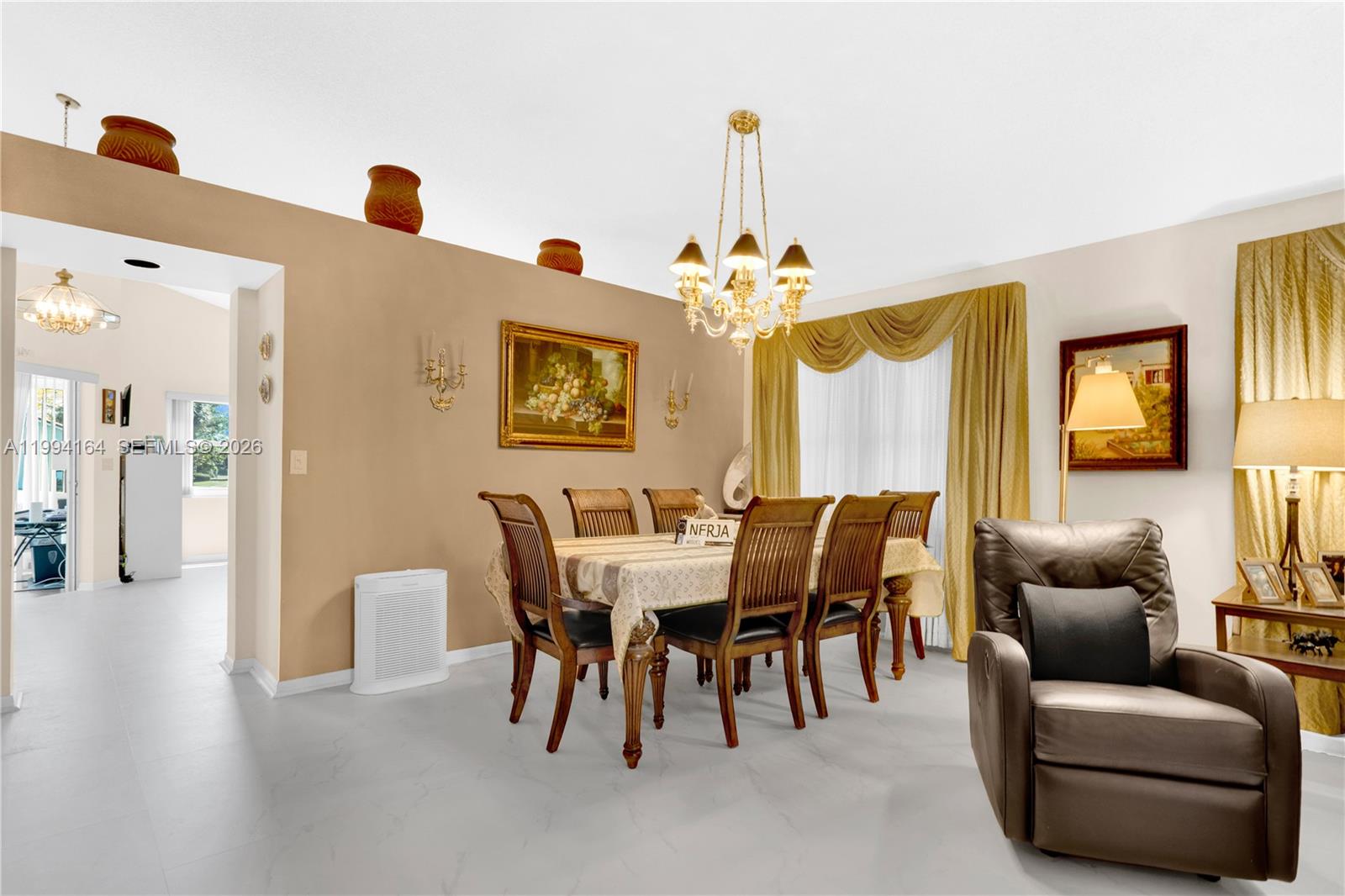 11184 Sangria Court Boca Raton, FL 33498 - Photo 4 of 38 Gallery Image 4