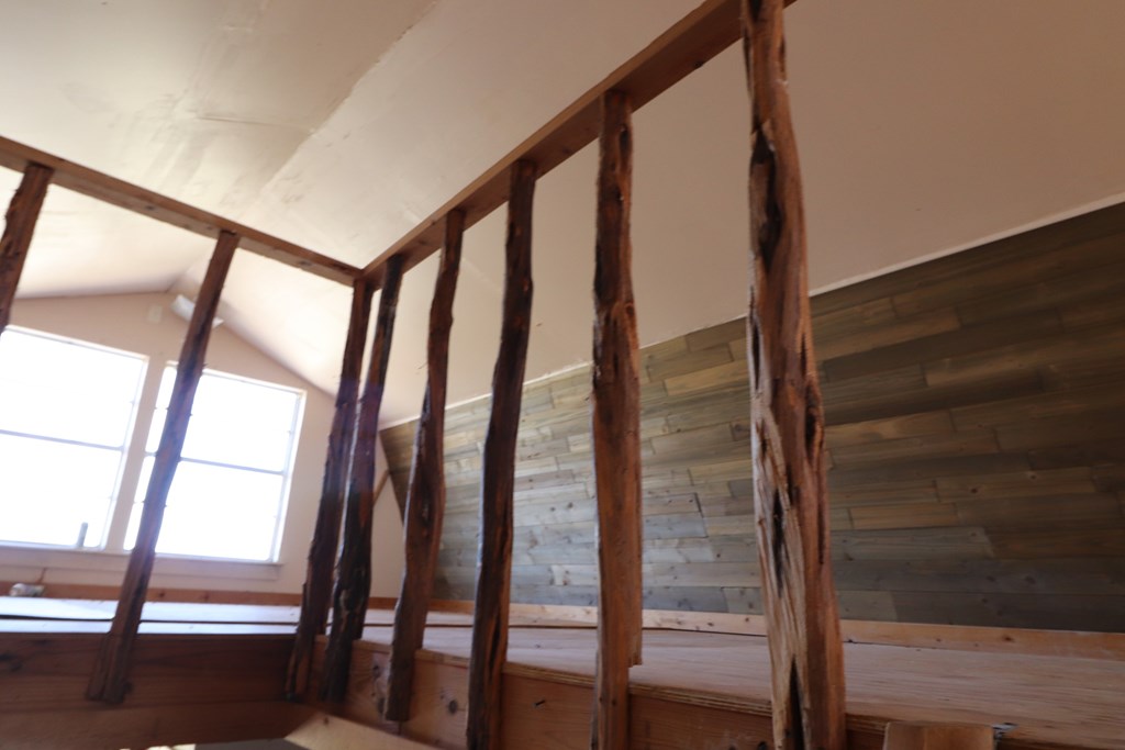 45200 Cr 450 Rocksprings Tx 78880 Rocksprings, TX 78880 - Photo 16 of 55 a view of an entryway with staircase